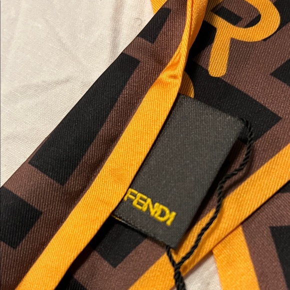 Fendi Black and Orange Logo Scarf/Twill - Picture 2 of 2
